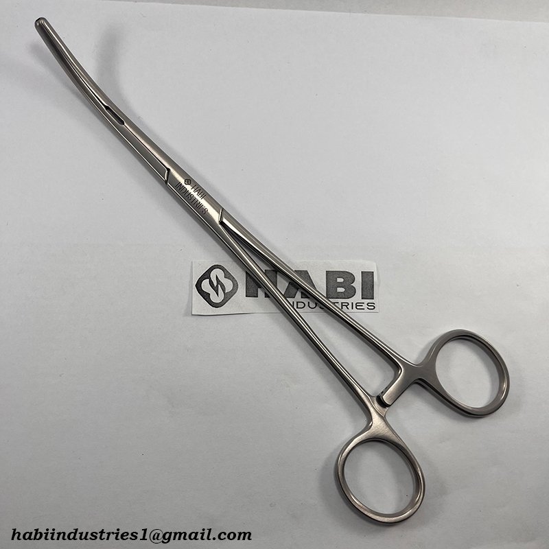 Stainless Steel Bainbridge Vascular Clamp Stainless steel Bainbridge vascular clamp with ring handles and locking ratchet